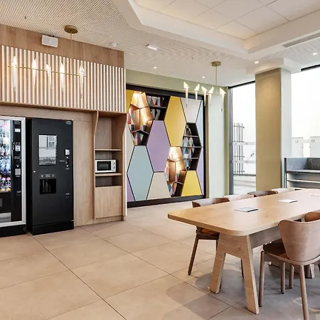 Lillenium Eurasanté Hotel 3*
